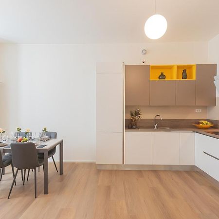 Manaraquattro - Apartament In Como Near The Center With Free Parking - Lake 코모 외부 사진